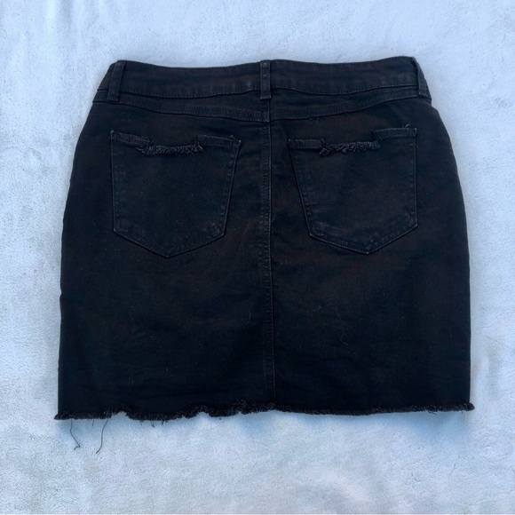 Rewash Mini Skirt Denim Button Fly Distressed Mini Skirt Black Raw Hem Size 9… - Picture 6 of 7